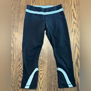 Women’s size 6 Lululemon leggings